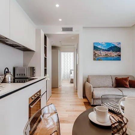 Rubini 7 New Ac-wifi شقة *